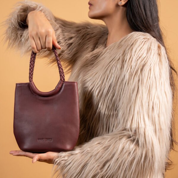 NEITH HANDBAG