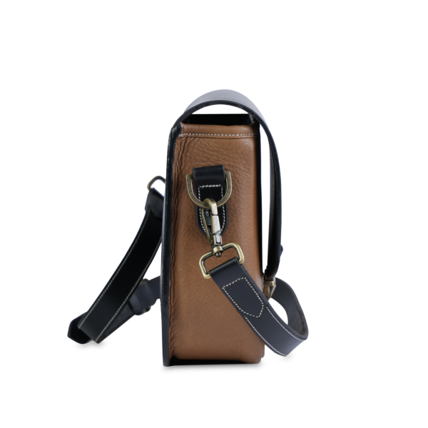 CARBERRY VINTAGE SLING BAG SIDE TORTILLA/ BLACK